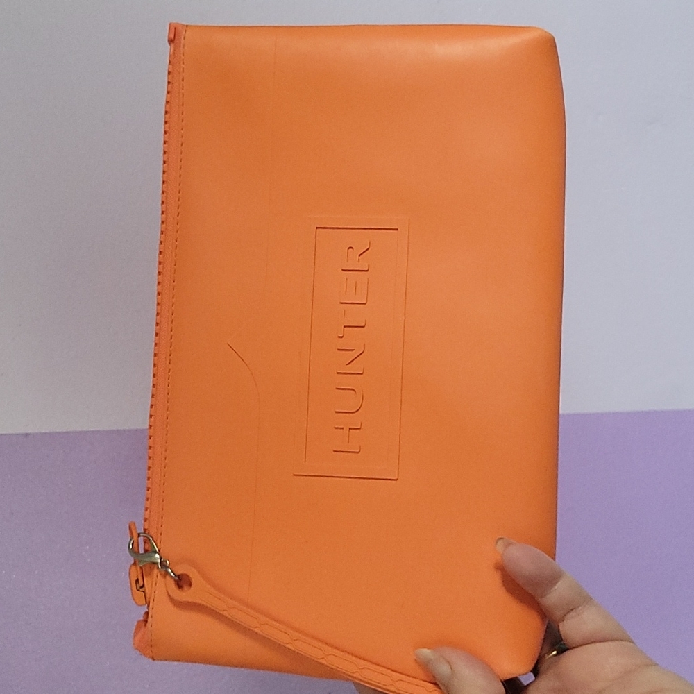Cosmetic bag